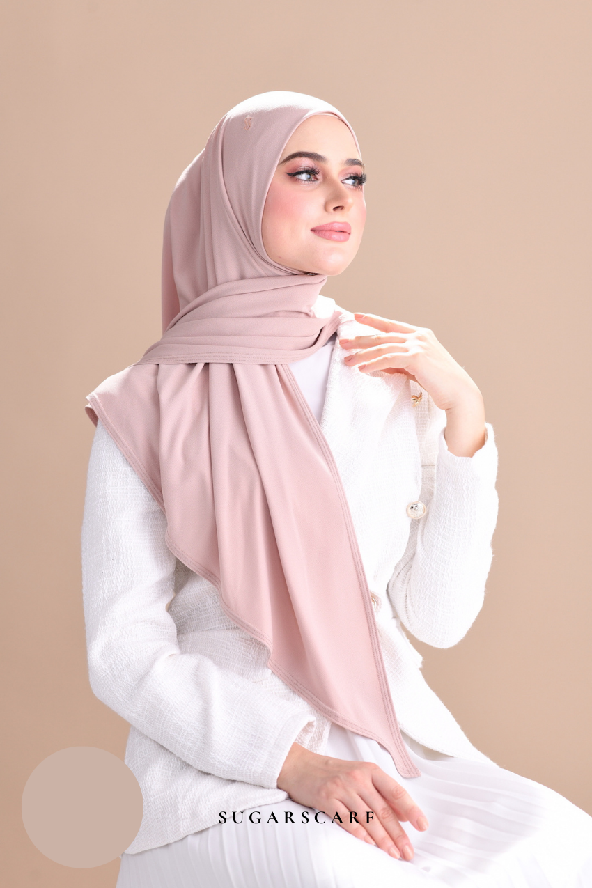 YES DEFECT - Claudia Triangle Style (Semi Instant Hijab) (Latte)