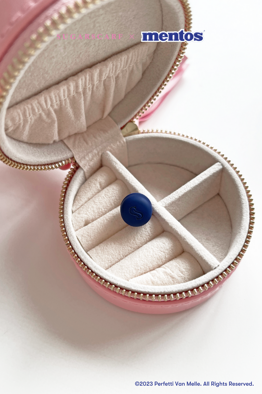 Sugarscarf x Mentos Magnet Brooch Candy Set ( 2 pairs in one set)