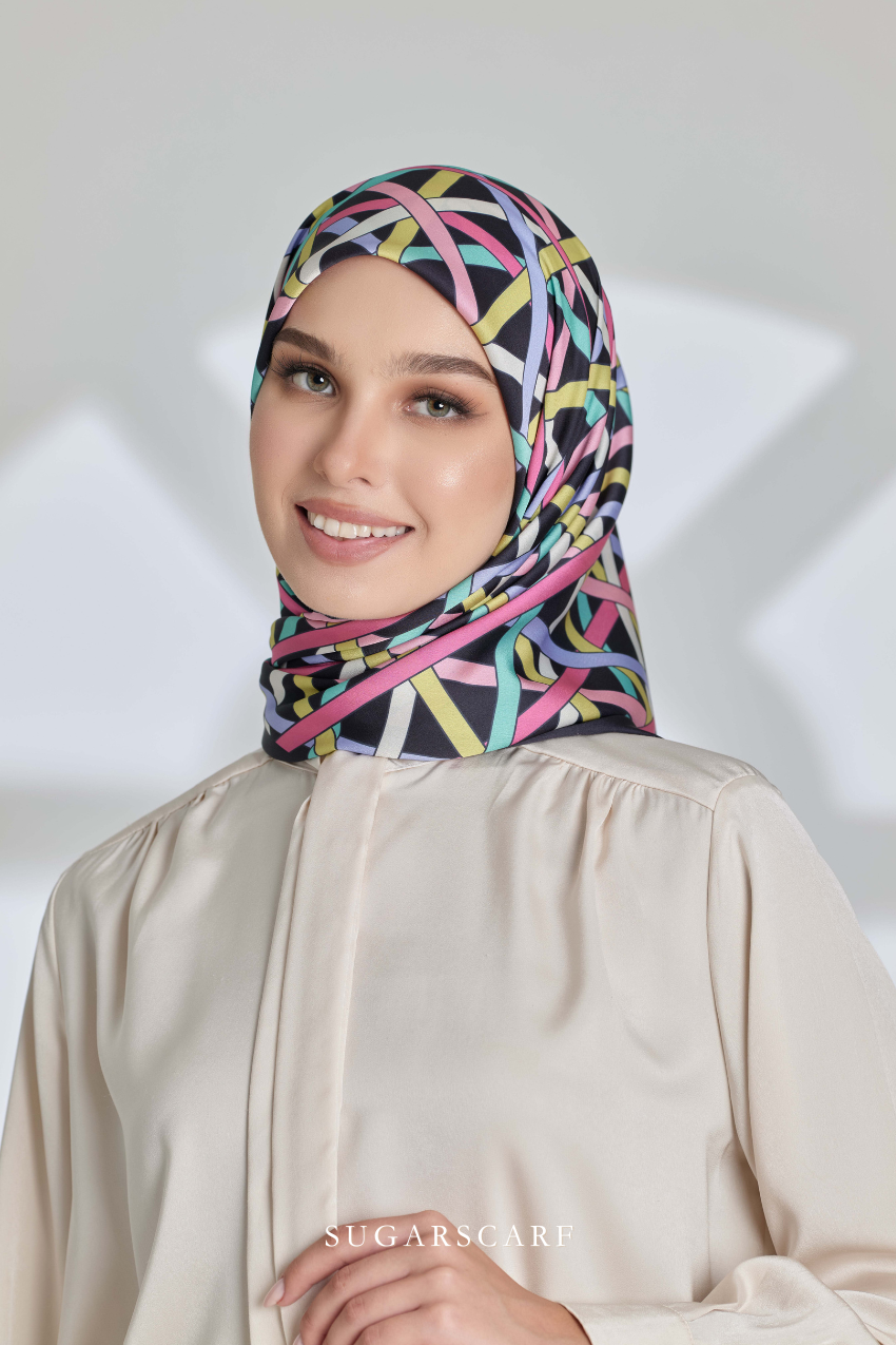 ( Square ) Classy Simpulan Mixed Satin Silk Scarf ( SAHUR )