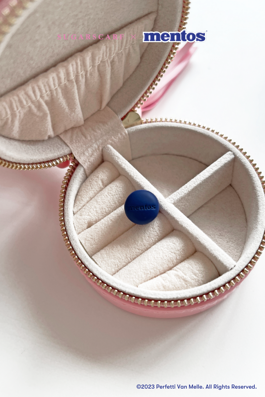 Sugarscarf x Mentos Magnet Brooch Candy Set ( 2 pairs in one set)