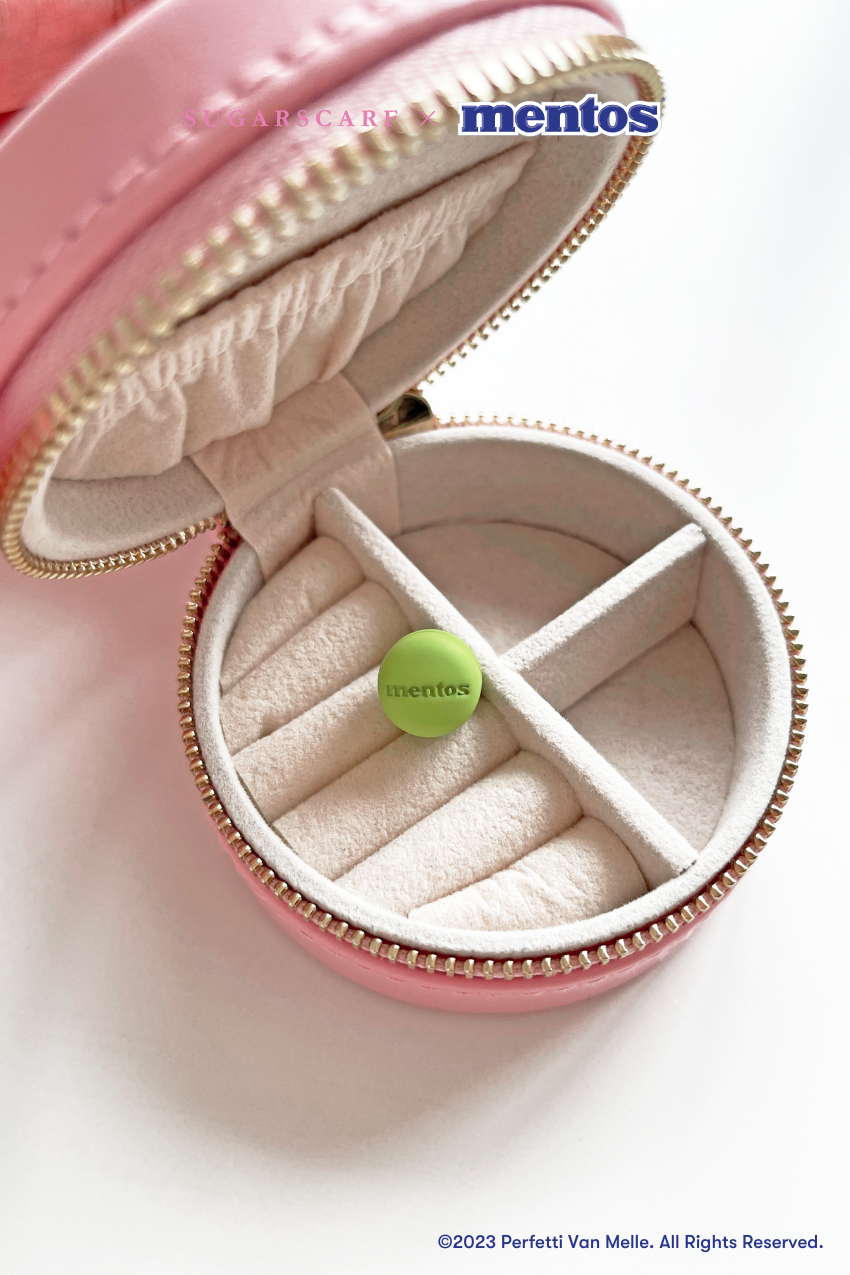 Sugarscarf x Mentos Magnet Brooch Candy Set ( 2 pairs in one set)