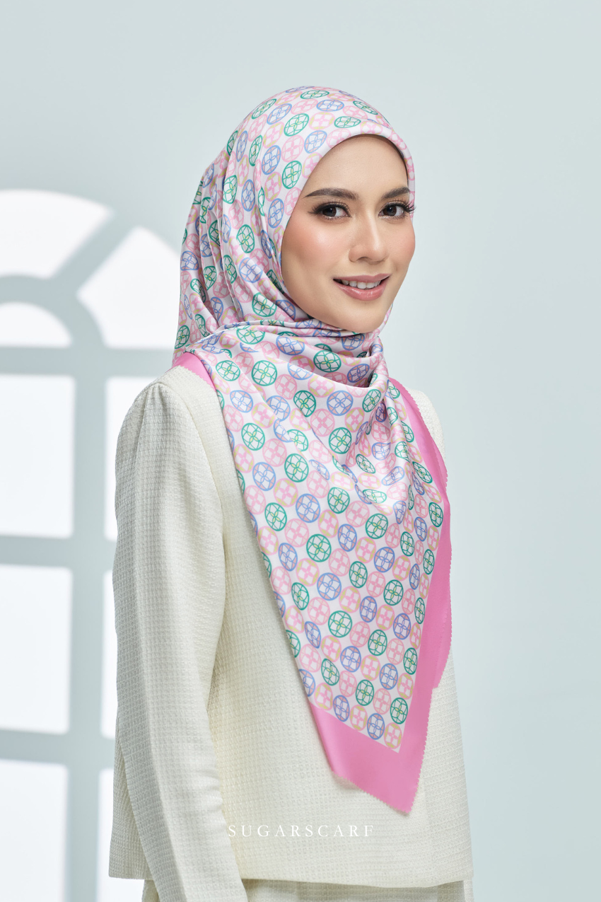 ( Square ) Girl Boss Mixed Satin Silk Scarf ( Meeting )