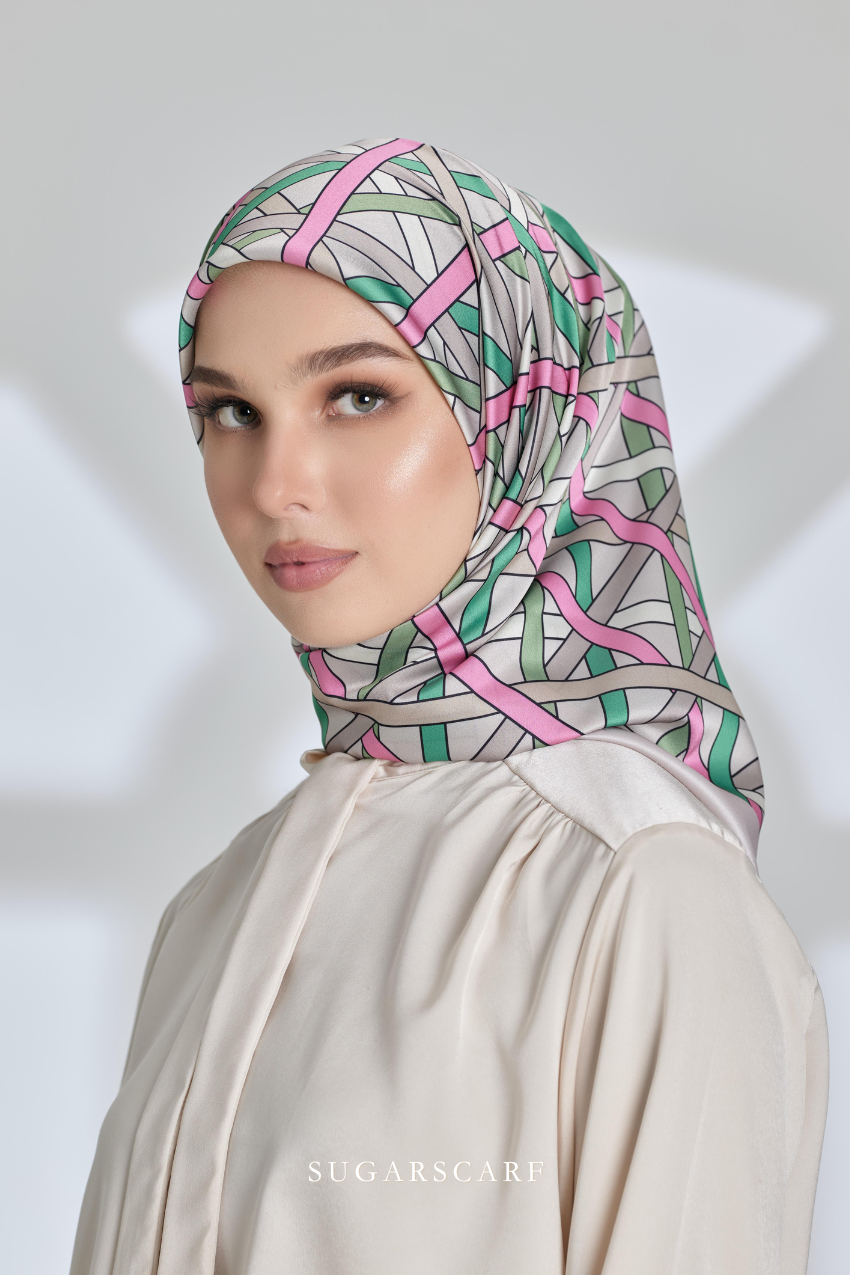 ( Square ) Classy Simpulan Mixed Satin Silk Scarf ( SAJI )