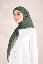 YES DEFECT - ( Square ) SSMonogramJP Voile in ( Salad )