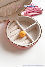 Sugarscarf x Mentos Magnet Brooch Candy Set ( 2 pairs in one set)