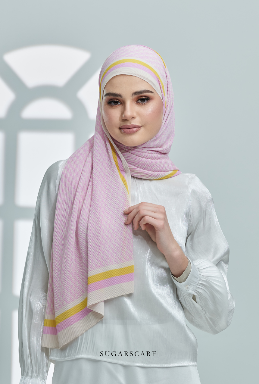 ( Full Wide Pleats Shawl ) Classy Monogram ( KUIH SEKAYA )