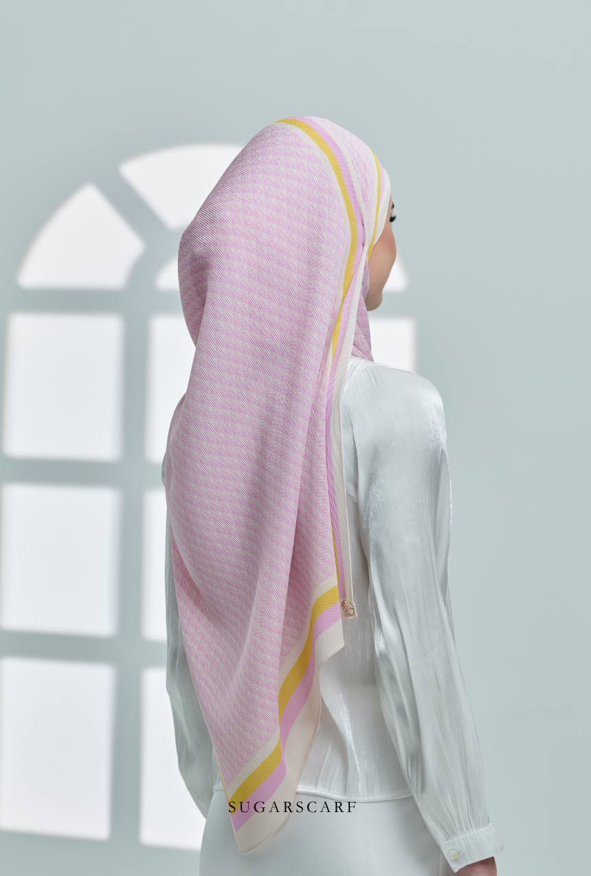 ( Full Wide Pleats Shawl ) Classy Monogram ( KUIH SEKAYA )