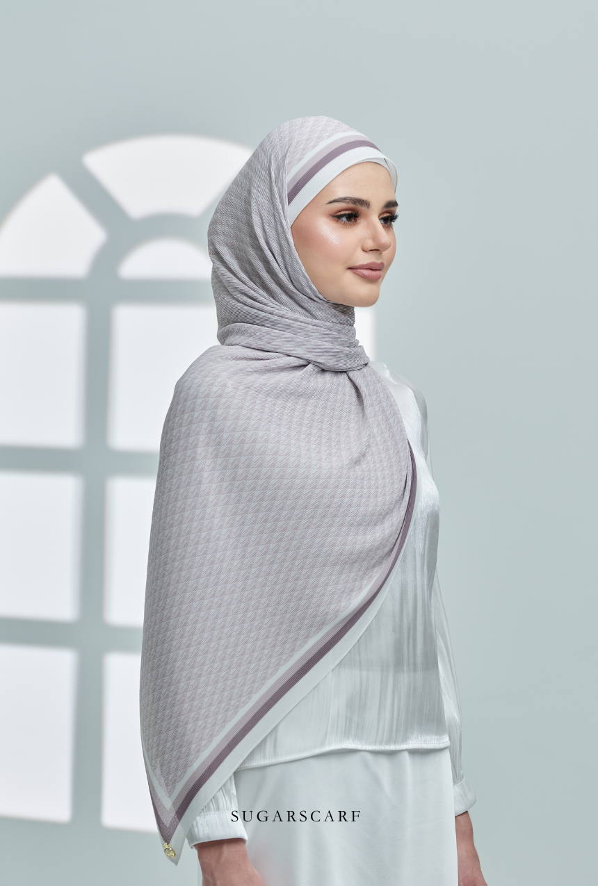 YES DEFECT ( Full Wide Pleats Shawl ) Classy Monogram ( ASH PURPLE )