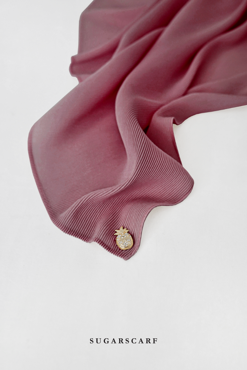 ( Full Wide Pleats Shawl ) Elegant Folds Everyday Ironless Pleats Shawl ( GARNET )