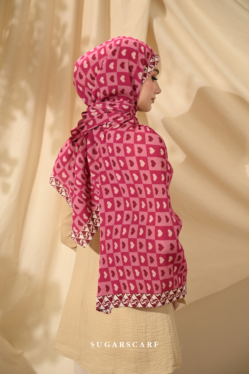 ( Full Wide Pleats Shawl ) Kindness ( KISSES)