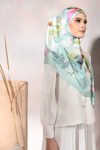 YES Garden Of Nusaybah Matte Satin Square In (Courage)