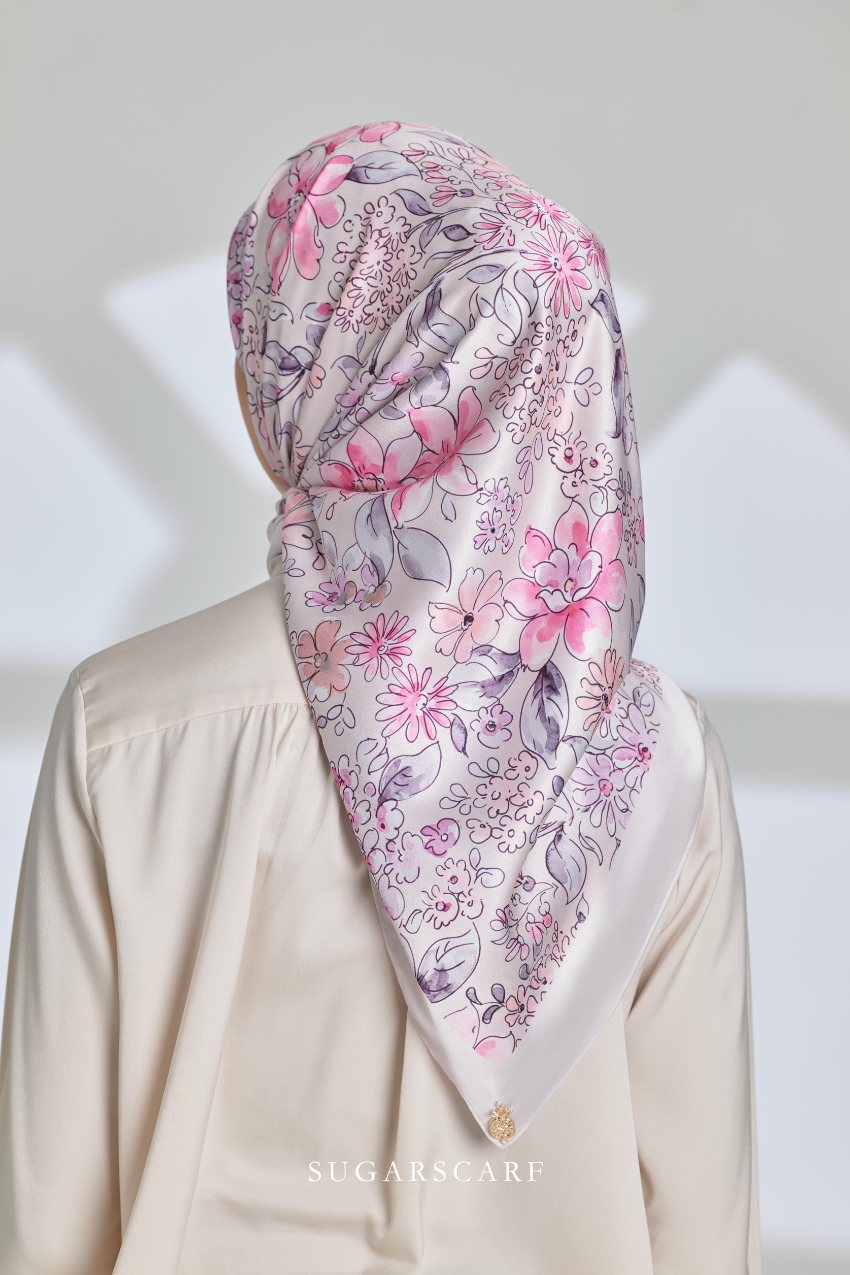 YES DEFECT - ( Square ) Seri Blooming Mixed Satin Silk Scarf ( NILA )