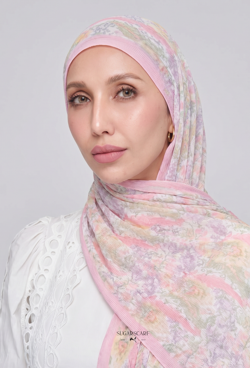 Fall In Love Wide Ultra Fine Pleated Shawl Ironless · in Bianca