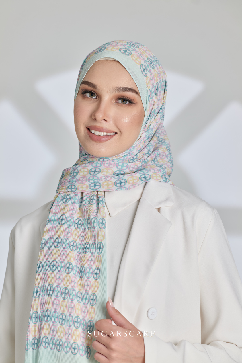 ( Full Wide Pleats Shawl ) Girl Boss ( Positive )