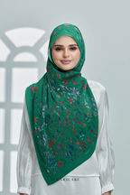 YES DEFECT ( Full Wide Pleats Shawl ) Enchanted Garden ( Thumbelina )