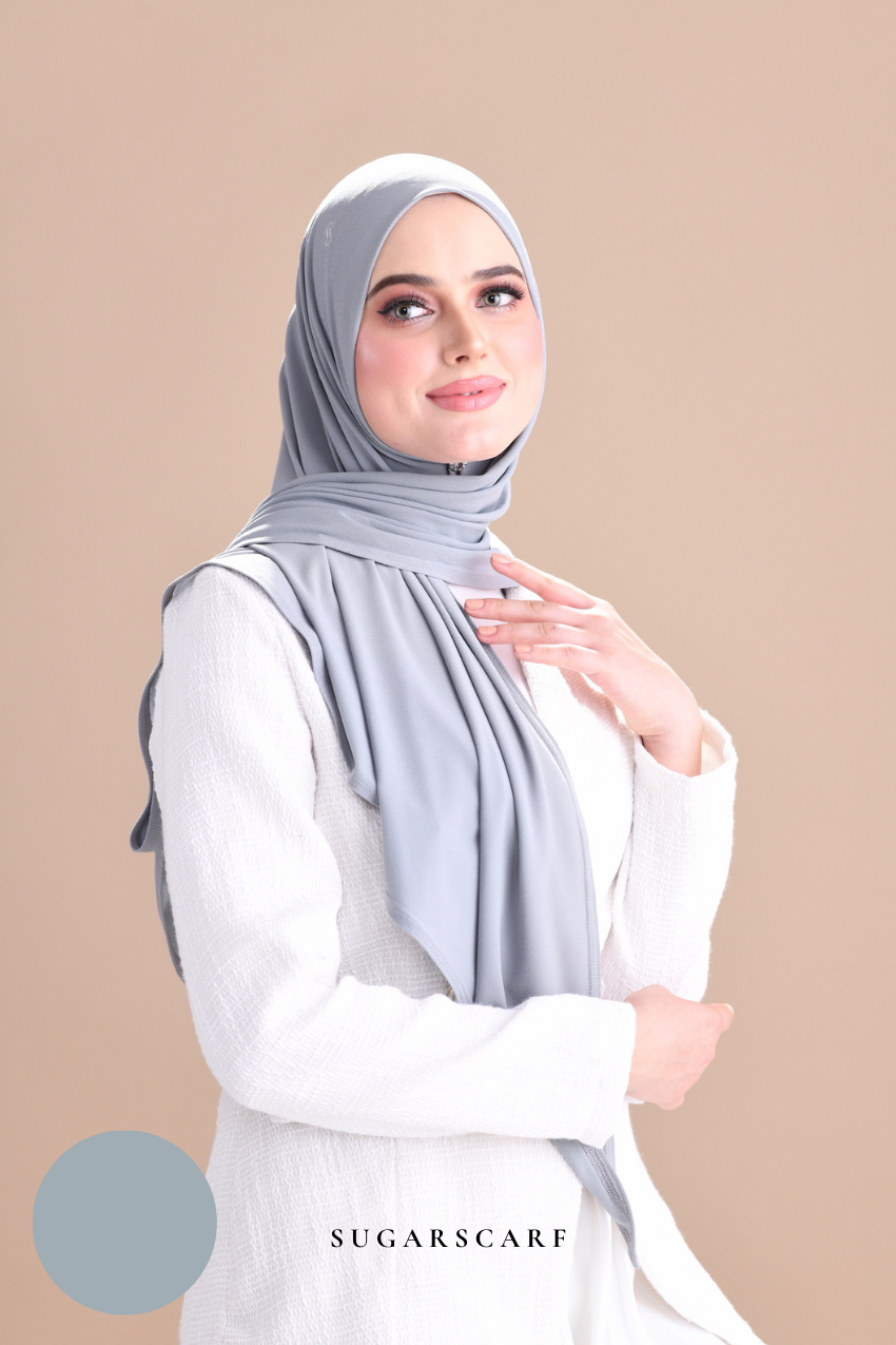 Claudia Triangle Style (Semi Instant Hijab) (Rain)