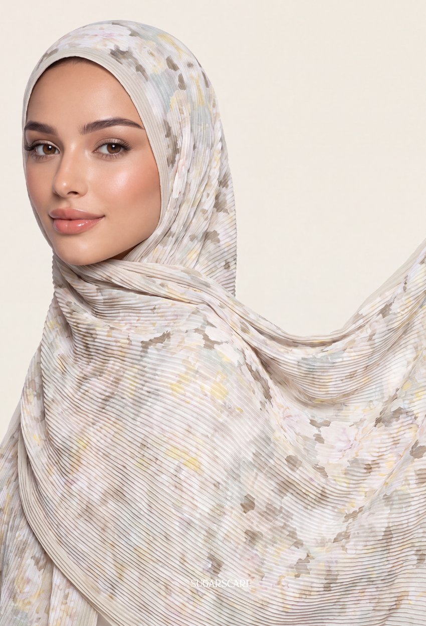 Fall In Love Wide Ultra Fine Pleated Shawl Ironless · in Elowen