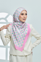 ( Square ) Girl Boss Mixed Satin Silk Scarf ( Meeting )