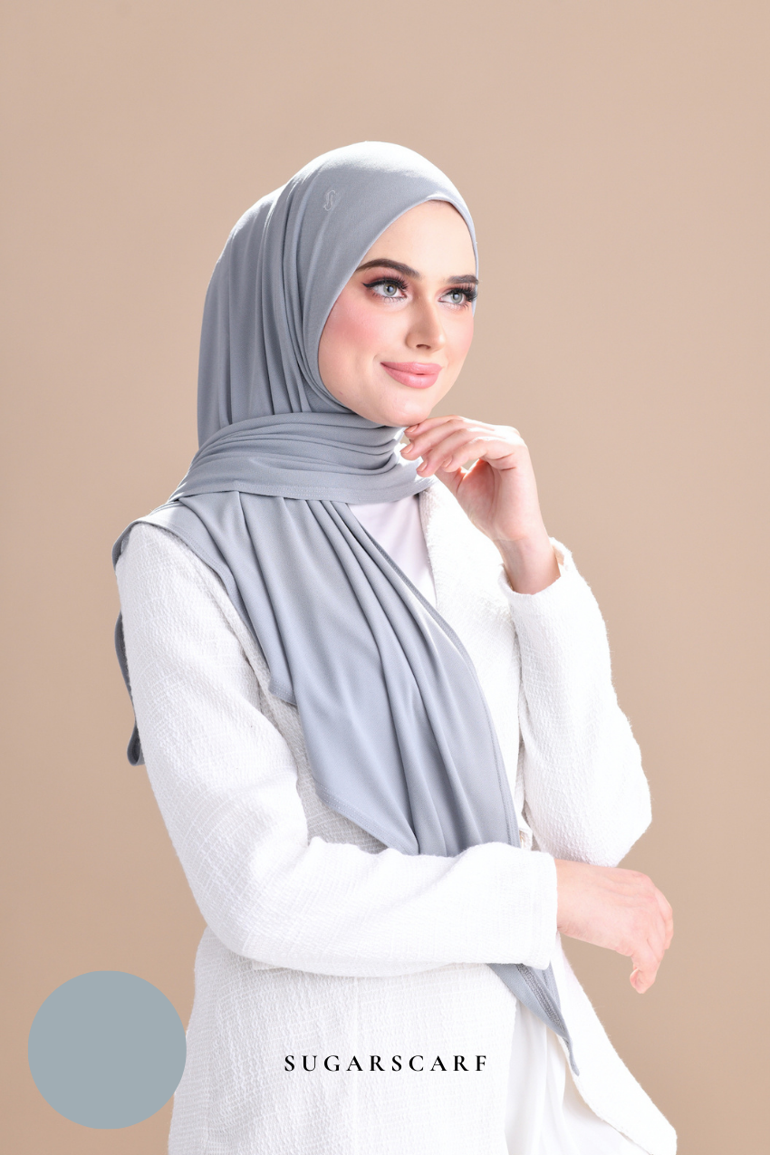 Claudia Triangle Style (Semi Instant Hijab) (Rain)