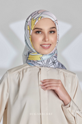 ( Square ) Garden of Hurrem Bloom Mixed Silk Satin Scarf ( ELA )
