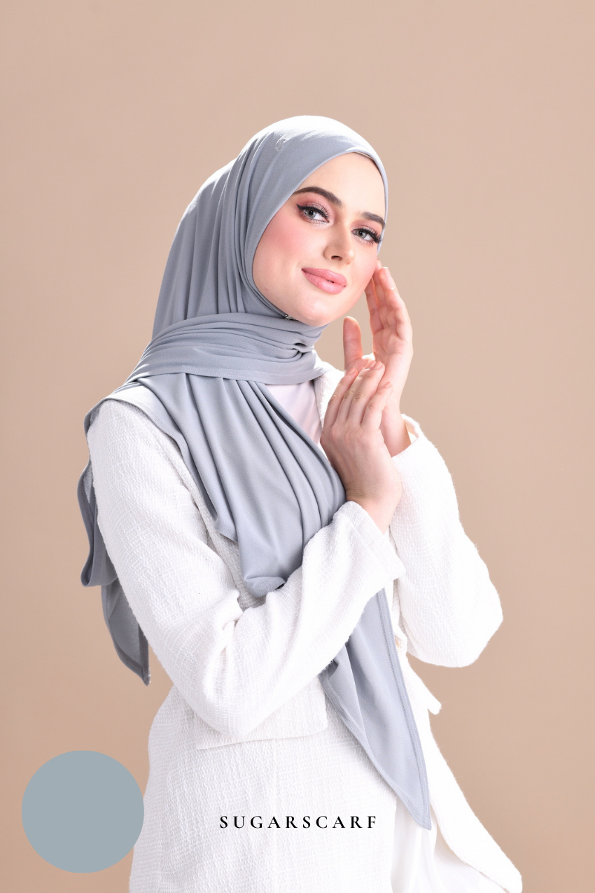 Claudia Triangle Style (Semi Instant Hijab) (Rain)