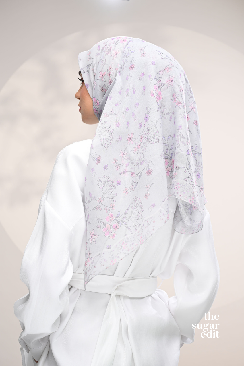 THESUGAREDIT Whispering Bloom Japanese Cotton Voile In (Misty Petals)