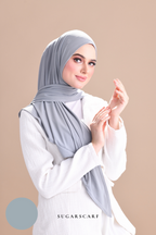 Claudia Triangle Style (Semi Instant Hijab) (Rain)