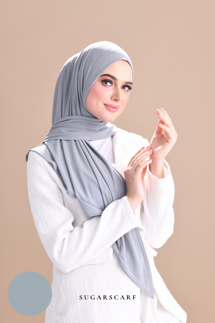 Claudia Triangle Style (Semi Instant Hijab) (Rain)