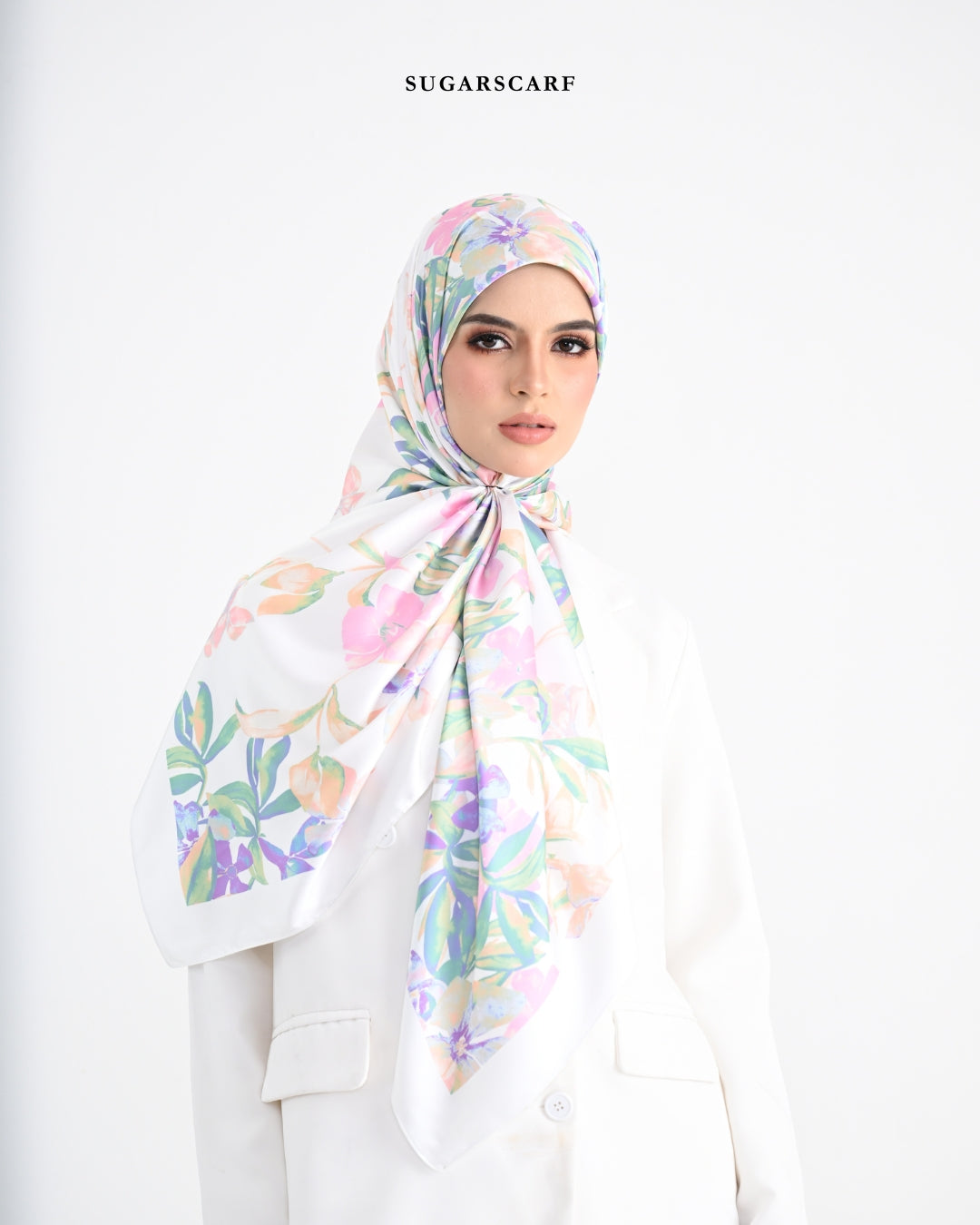 YES DEFECT -  Matte Satin Silk Sq (She is in The Bloom) in Maria