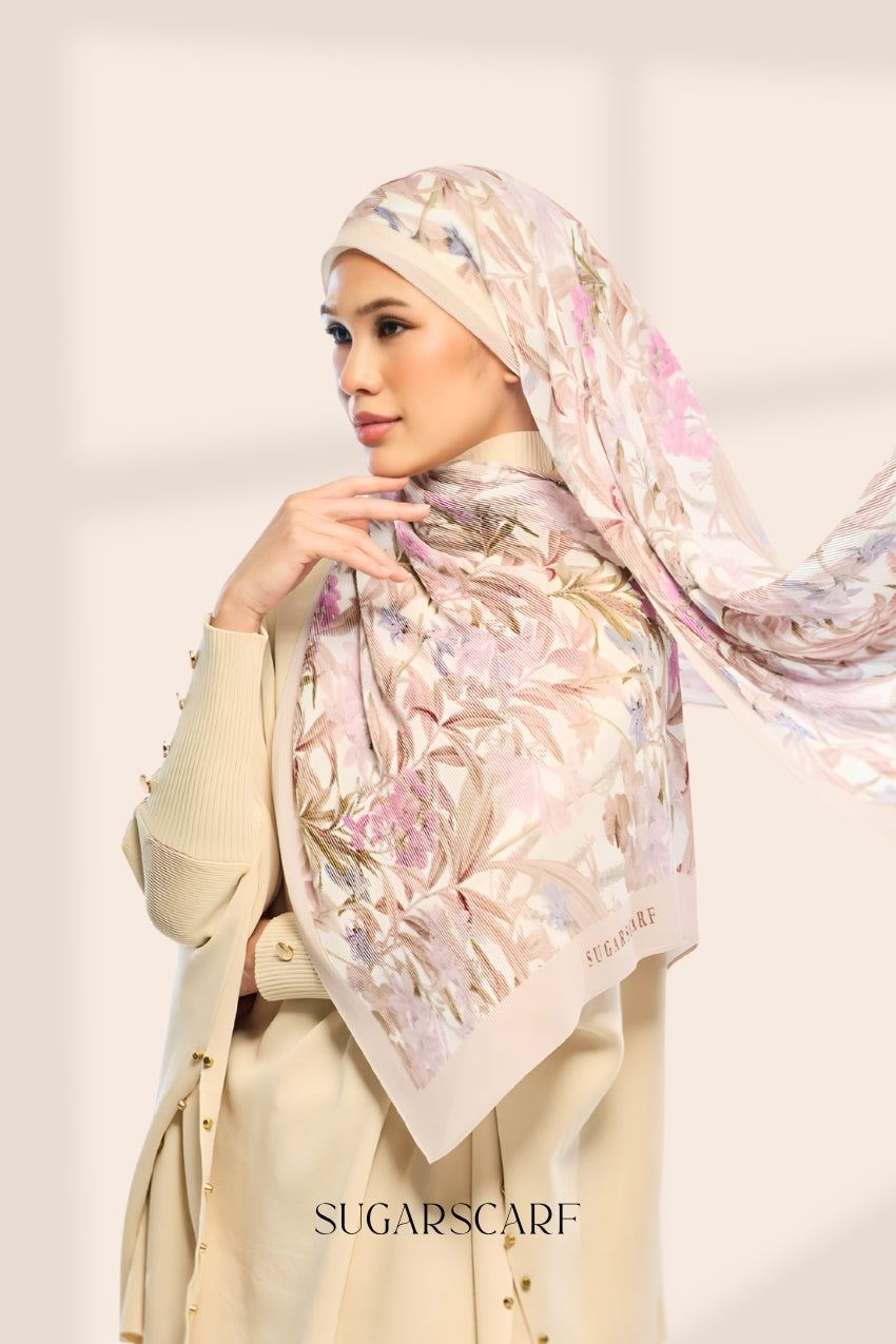 Jardin Full Wide Pleated Shawl in Soleil