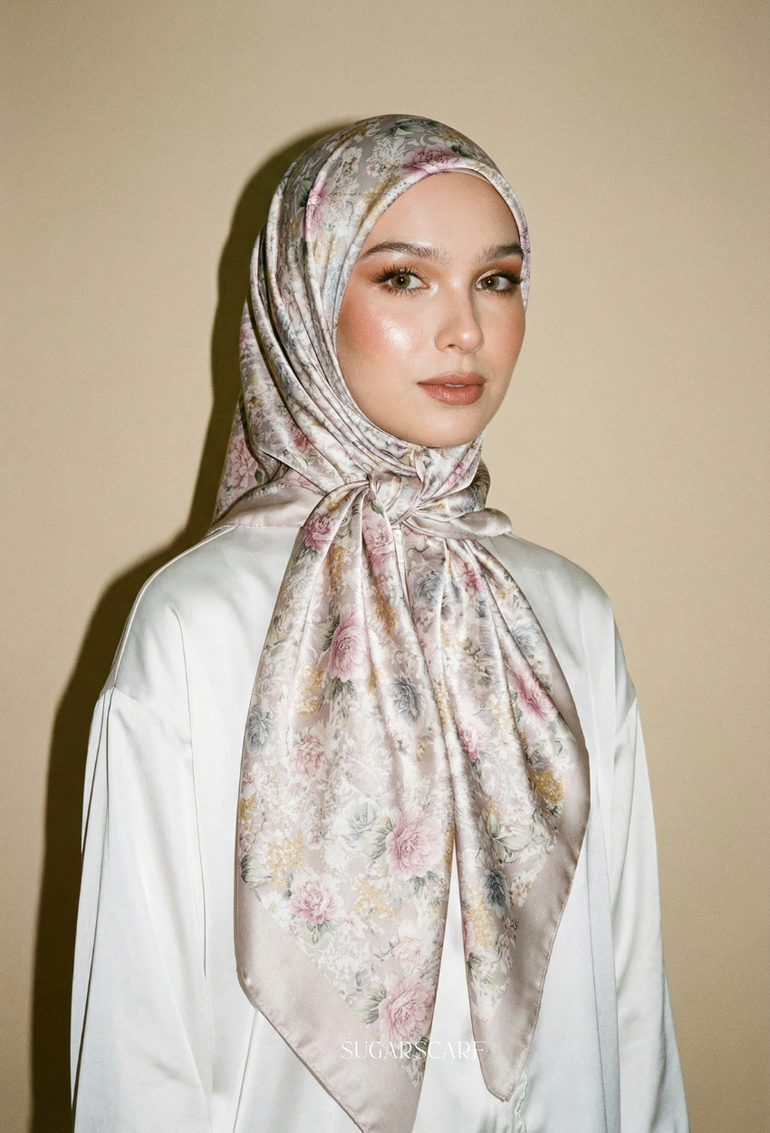Blooming Scarves Mixed Satin Square in Bloom Eve