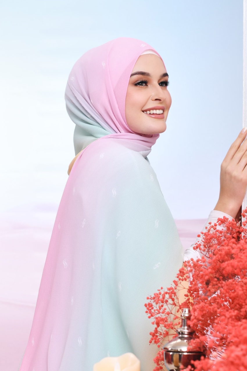 (SAMPLE) OmbreMonogram Pleated Shawl in Tokyo