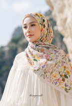 TSE BloomInvitation Japanese Cotton Voile Square In HeirBloom Blush