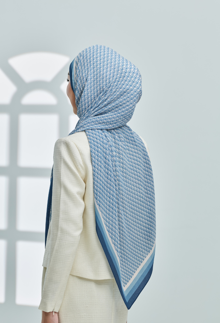 (SAMPLE) ( Full Wide Pleats Shawl ) Classy Monogram ( NAISS )