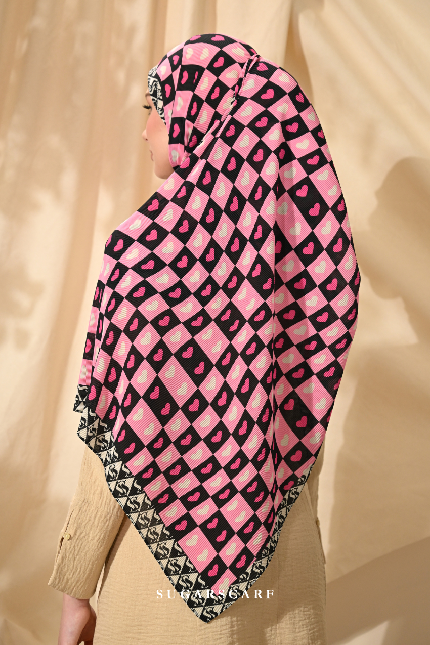 ( Full Wide Pleats Shawl ) Kindness ( GRATITUDE )