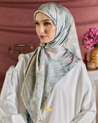 YES DEFECT (Square ) Celeste In Mixed Silk Matte Satin (Jalinan)