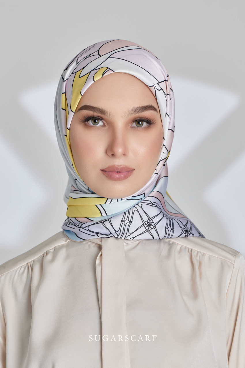 ( Square ) Garden of Hurrem Bloom Mixed Silk Satin Scarf ( ELA )