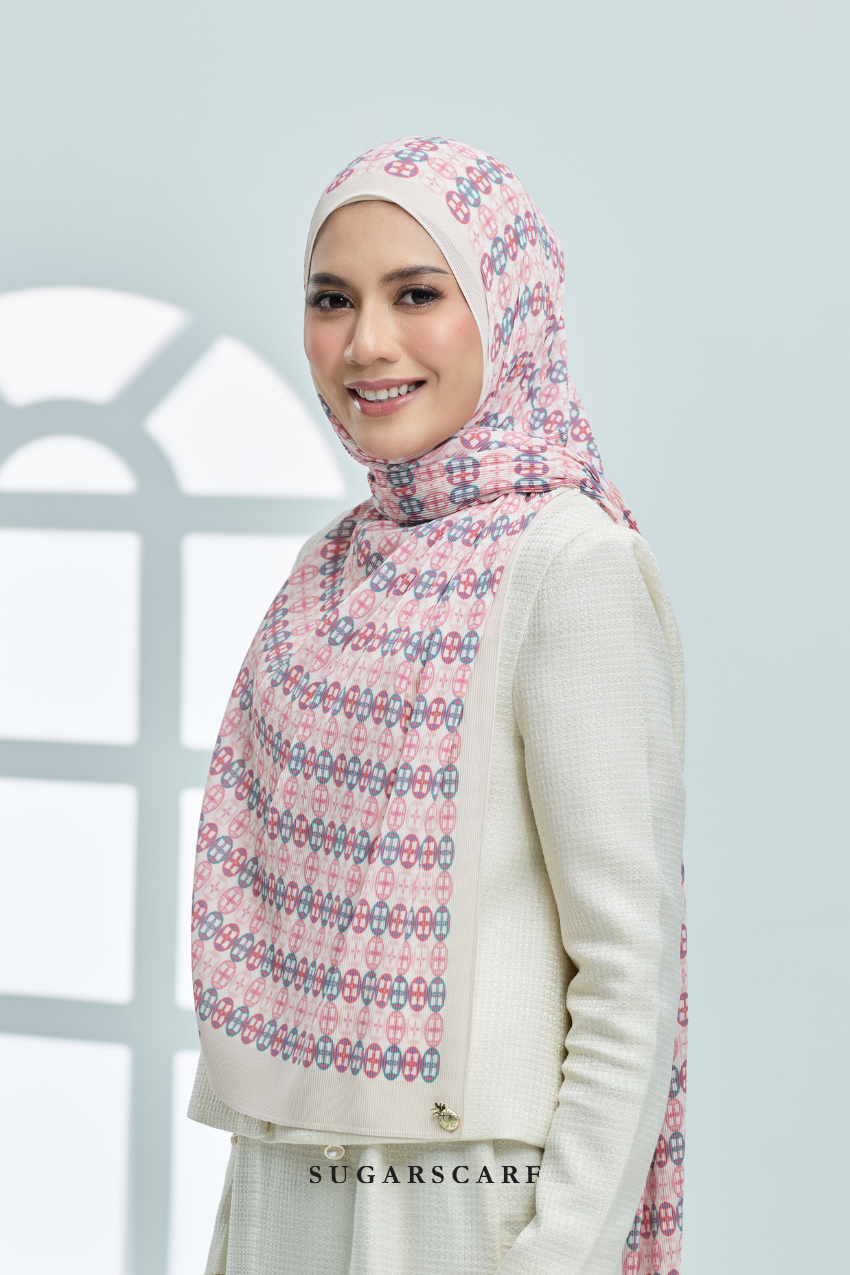 ( Full Wide Pleats Shawl ) Girl Boss ( Iconic )