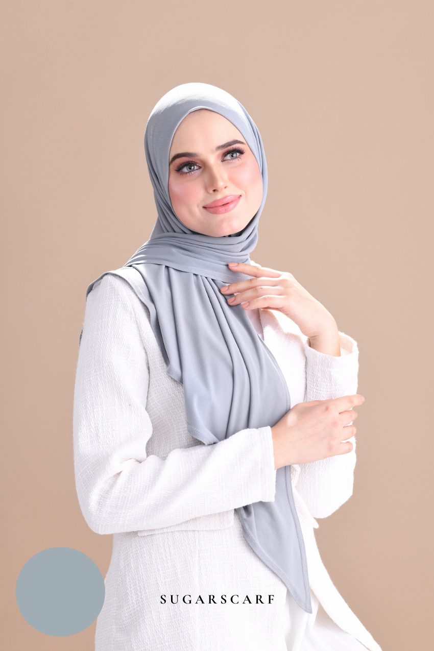 Claudia Triangle Style (Semi Instant Hijab) (Rain)