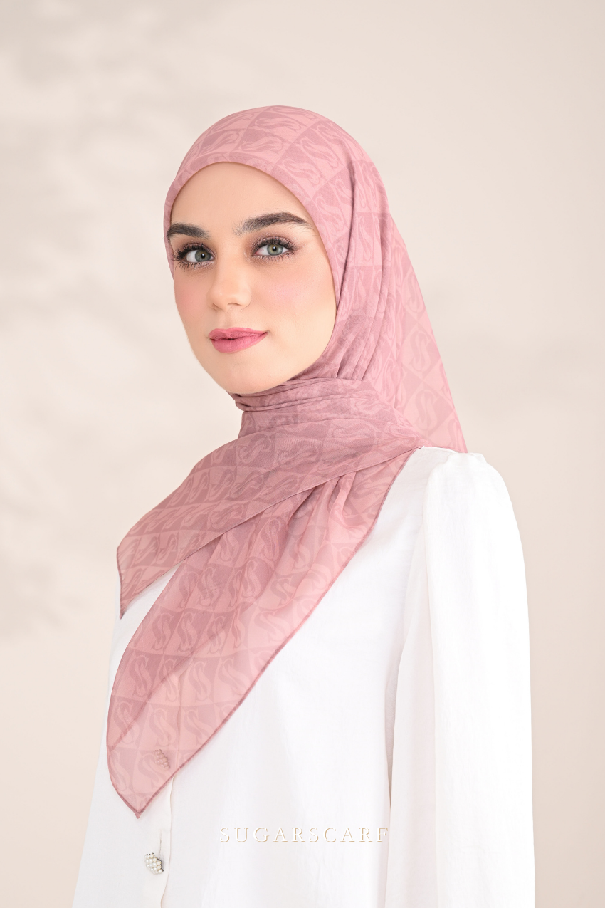 YES ( Square ) SSMonogramJP Voile in ( Blusher )