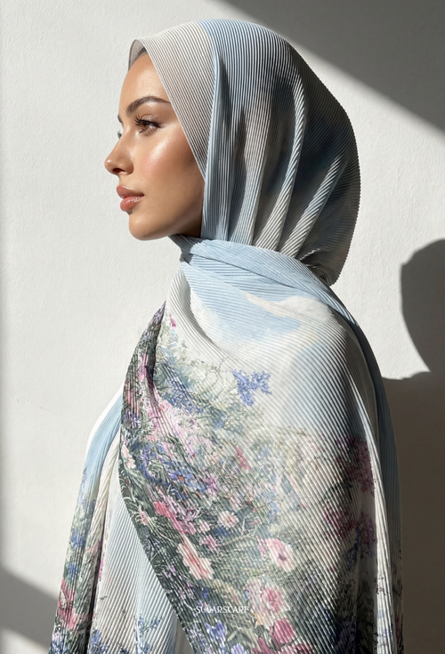 Fall In Love Wide Ultra Fine Pleated Shawl Ironless ·Margaux