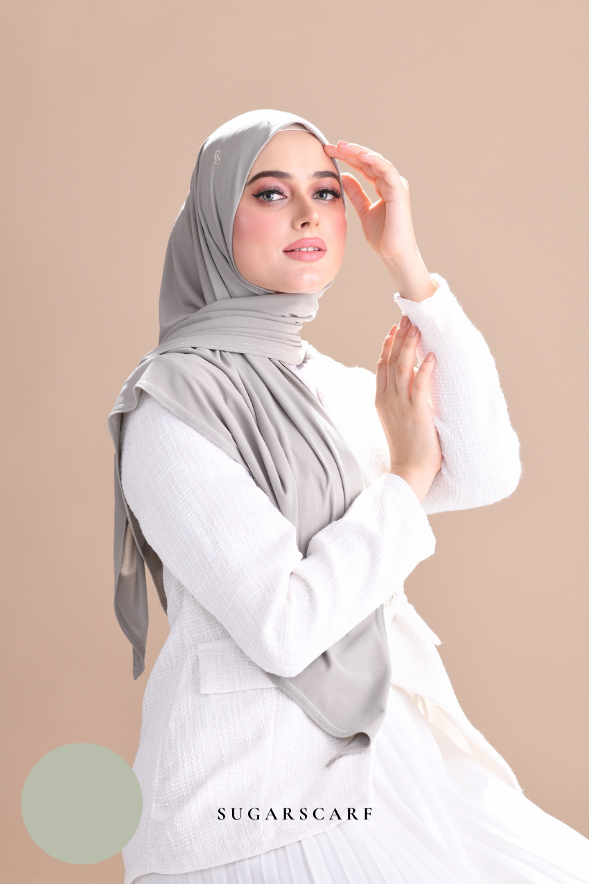 Claudia Triangle Style (Semi Instant Hijab) (Khaki)