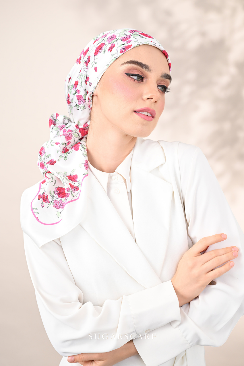 YES DEFECT - ( Square ) Dear Rose Mixed Satin Silk Square ( Delicate )