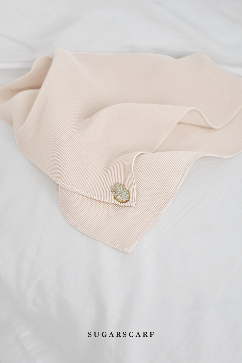 YES ( Full Wide Pleats Shawl ) Elegant Folds Everyday Ironless Pleats Shawl ( IVORY )