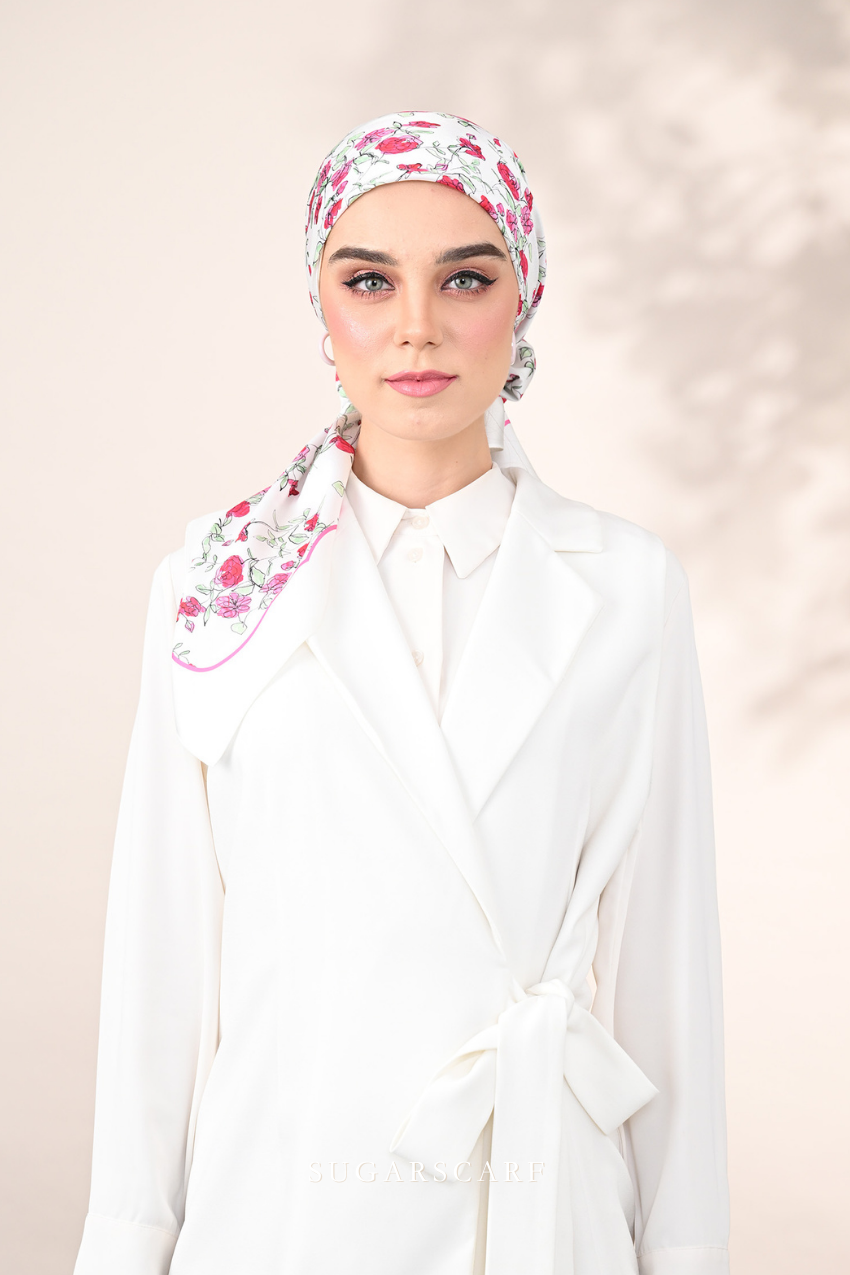 YES DEFECT - ( Square ) Dear Rose Mixed Satin Silk Square ( Delicate )