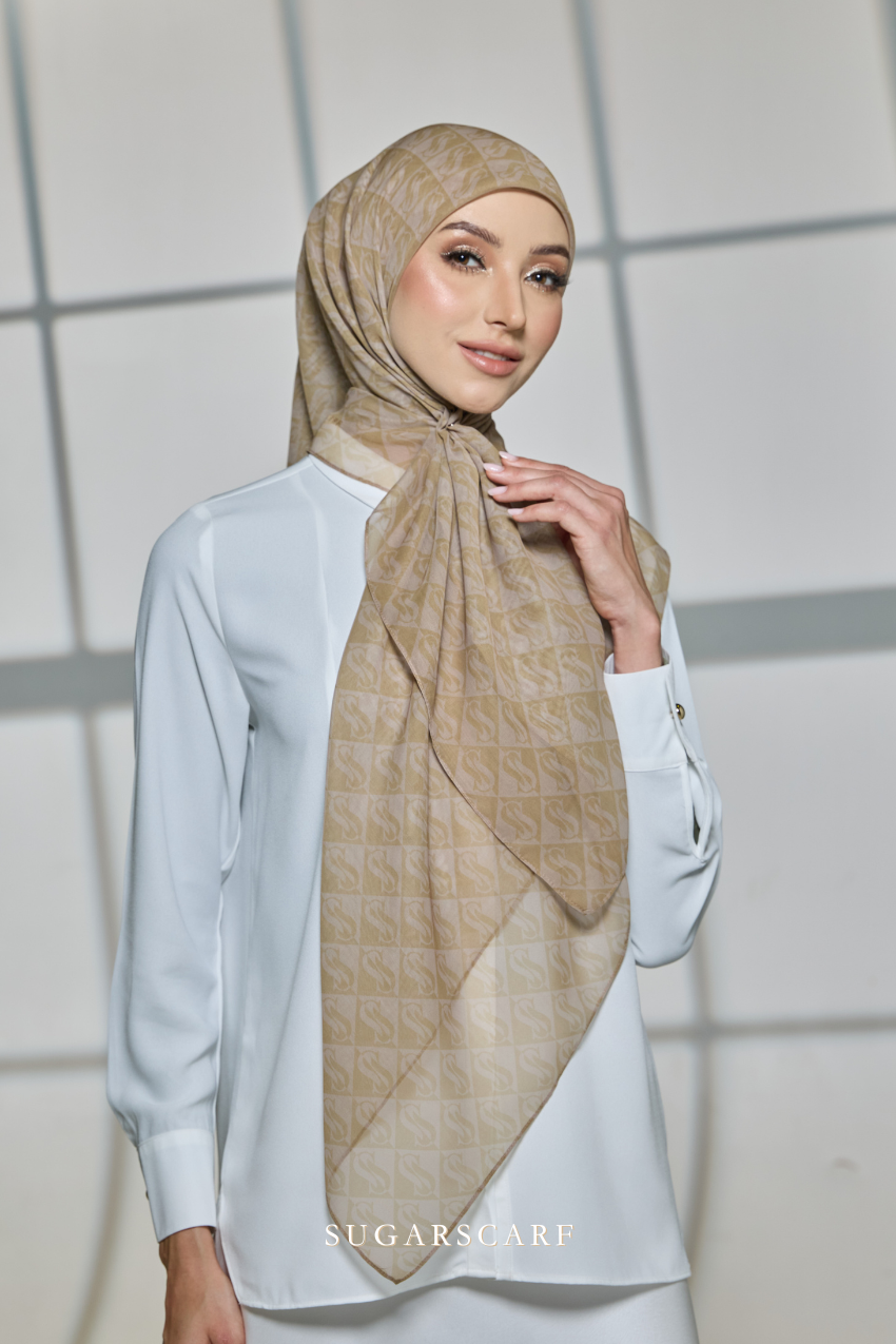 YES DEFECT - Sugarscarf Monogram JapaneseVoile In Tiramisu Latte