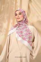 YES ( Square ) Classy Simpulan Mixed Satin Silk Satin ( SALAM )