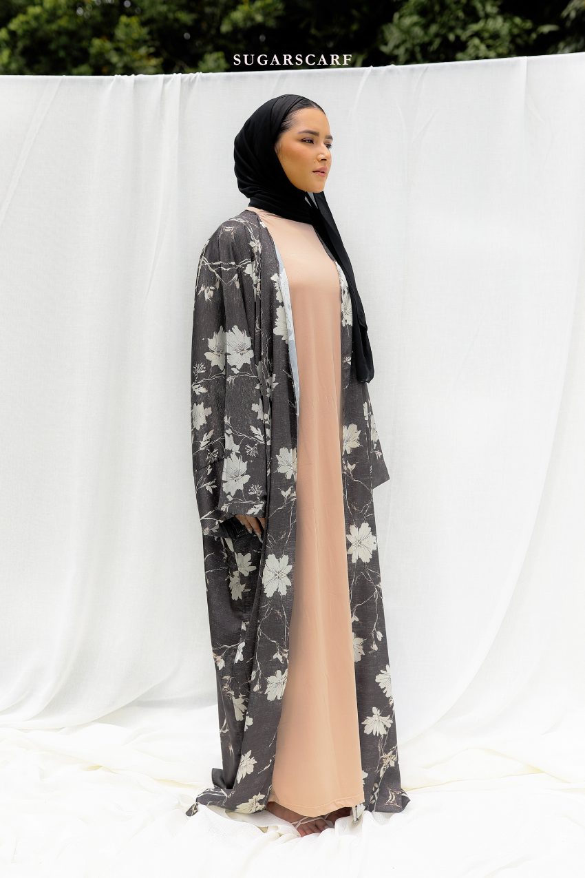 Silky Poetry Abaya Outer in Ivory Dusk