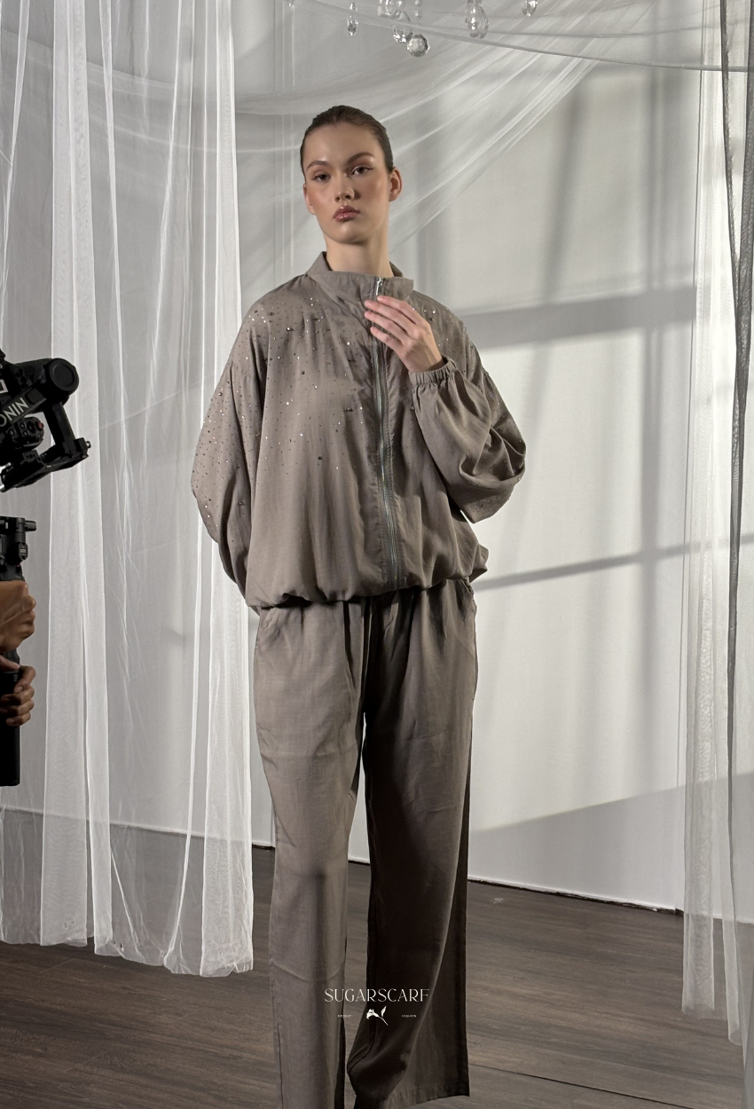 Lisa Mixed Tencel Set In Dark Khaki
