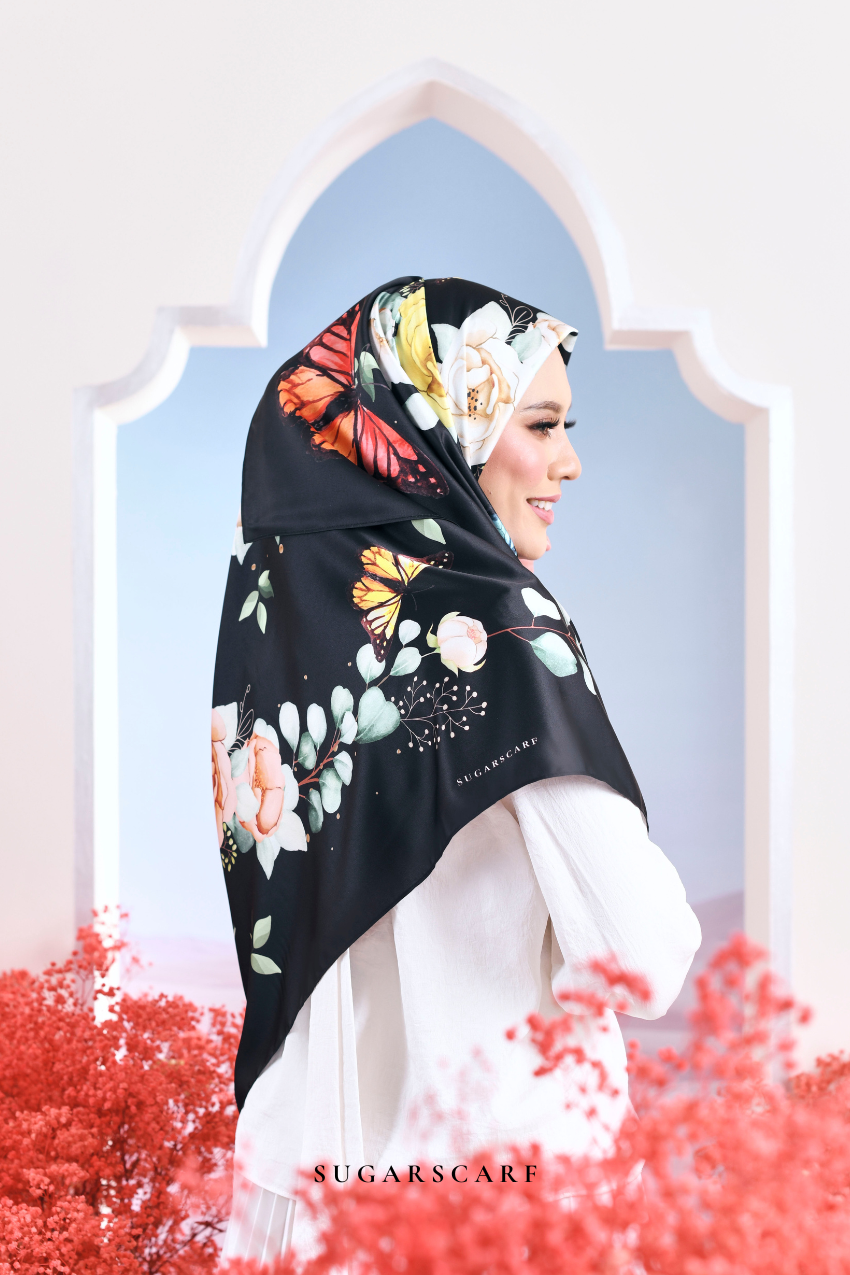 YES DEFECT - ( Square ) Garden of Hurrem Bloom Mixed Silk Satin Scarf ( ELMARA )